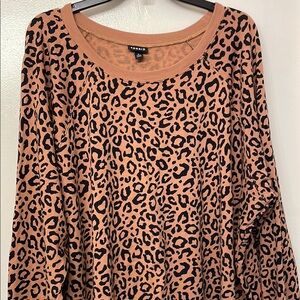 Torrid Long Sleeve Leopard Print Sweatshirt Size 5